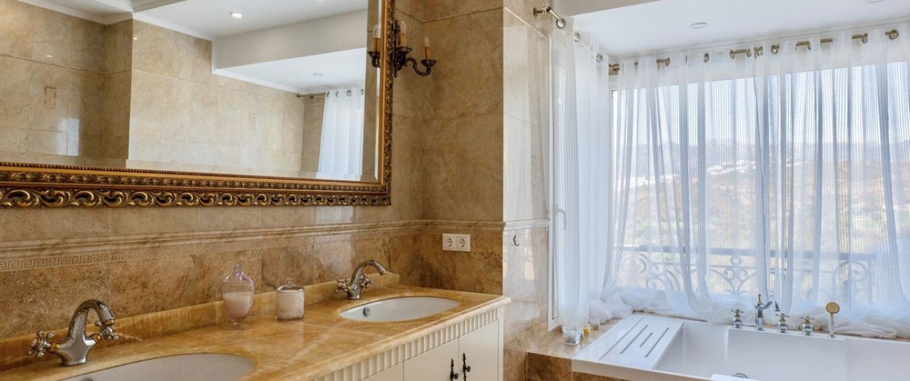 Resale - Villa - Marbella - El Rosario