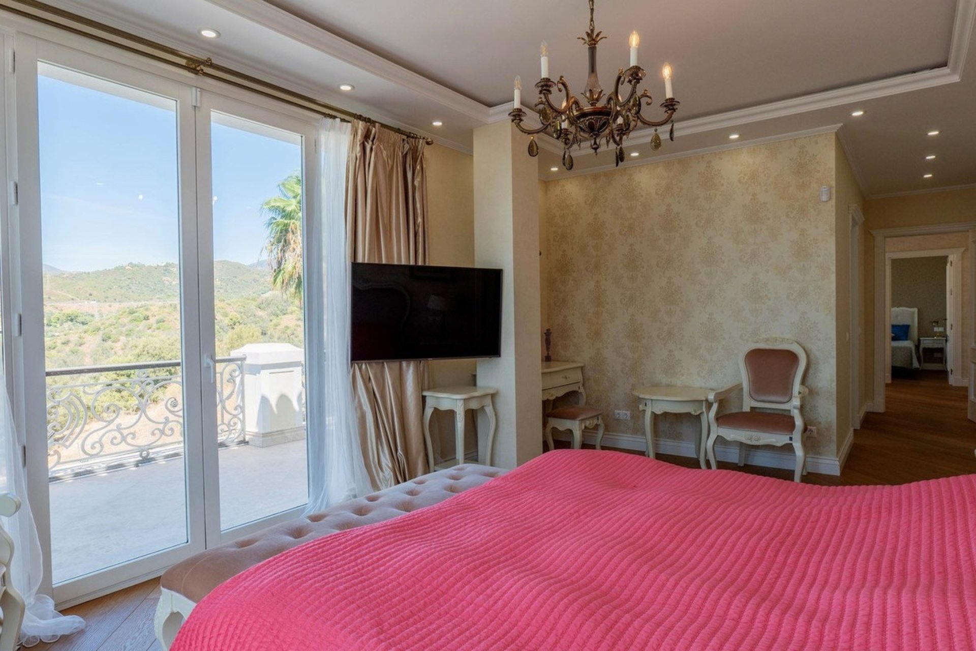 Resale - Villa - Marbella - El Rosario