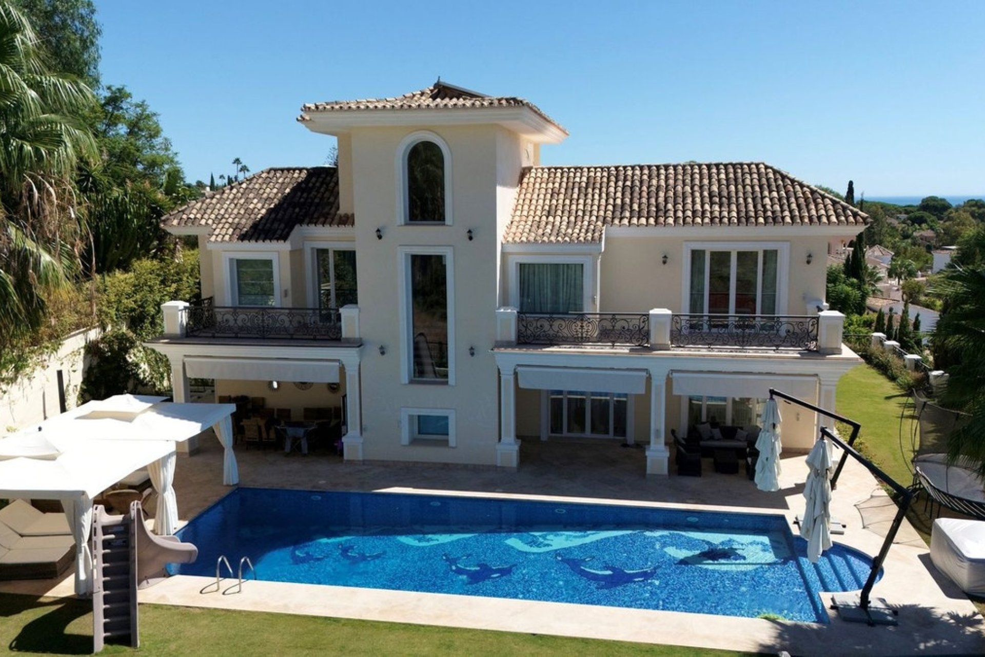 Resale - Villa - Marbella - El Rosario