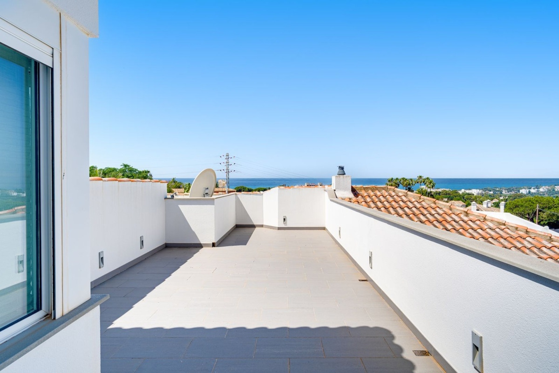 Resale - Villa - Marbella - El Rosario