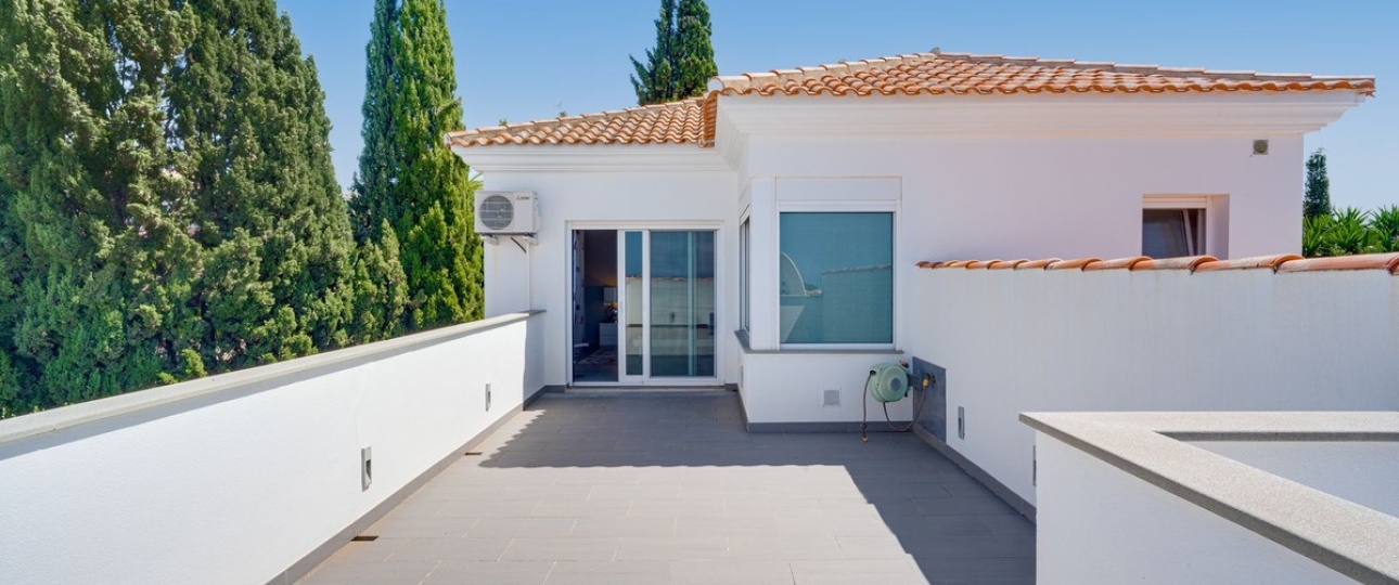 Resale - Villa - Marbella - El Rosario