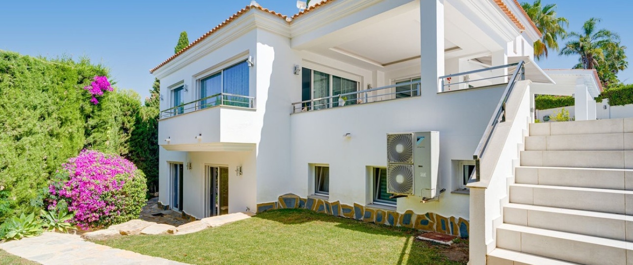 Resale - Villa - Marbella - El Rosario