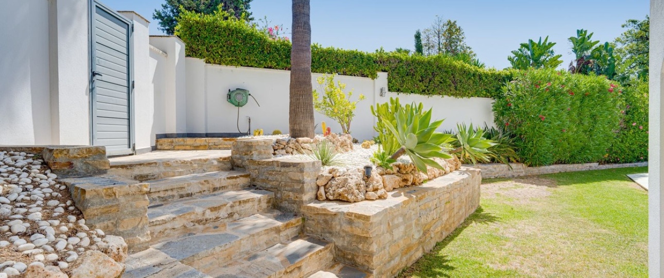 Resale - Villa - Marbella - El Rosario