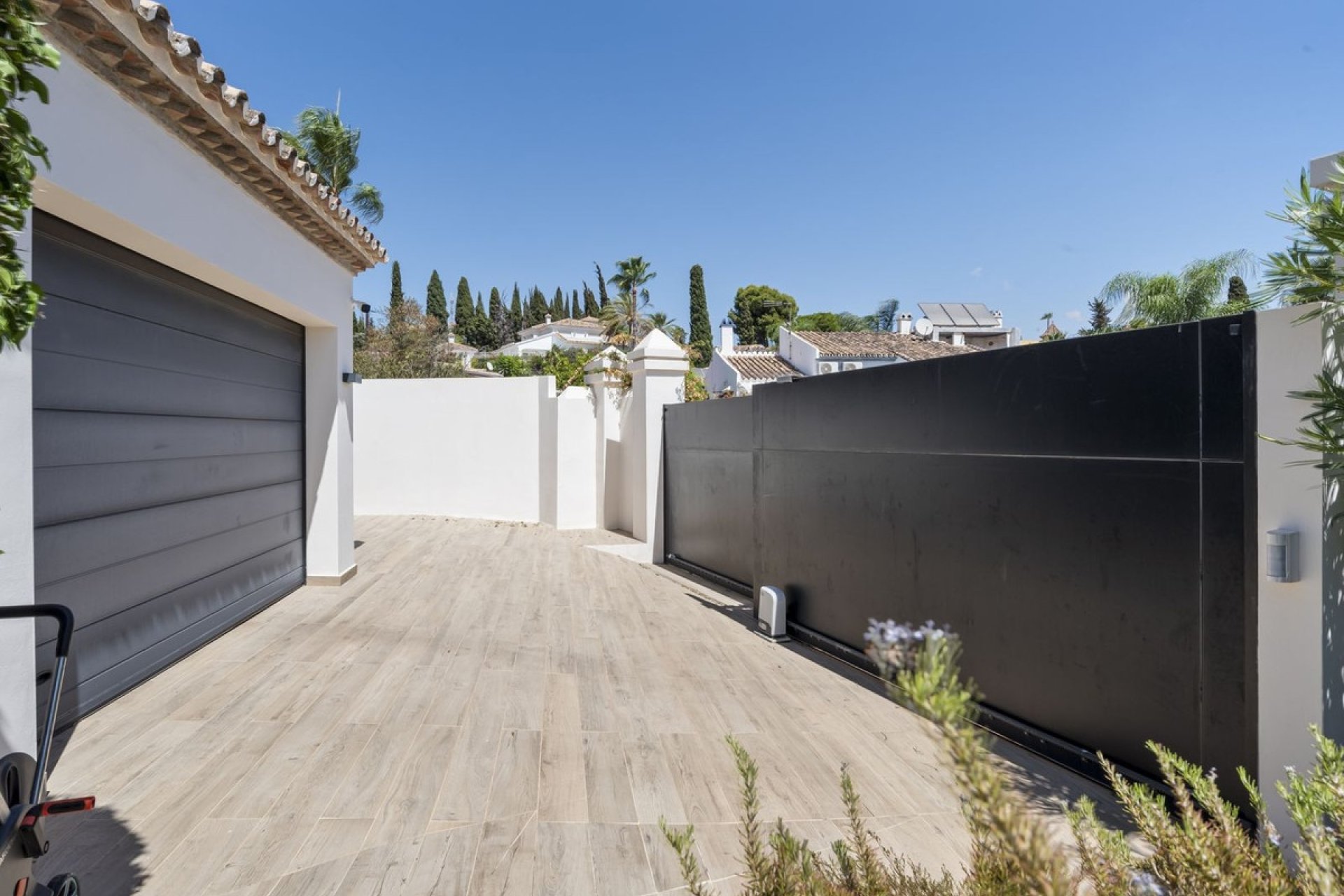 Resale - Villa - Marbella - El Rosario