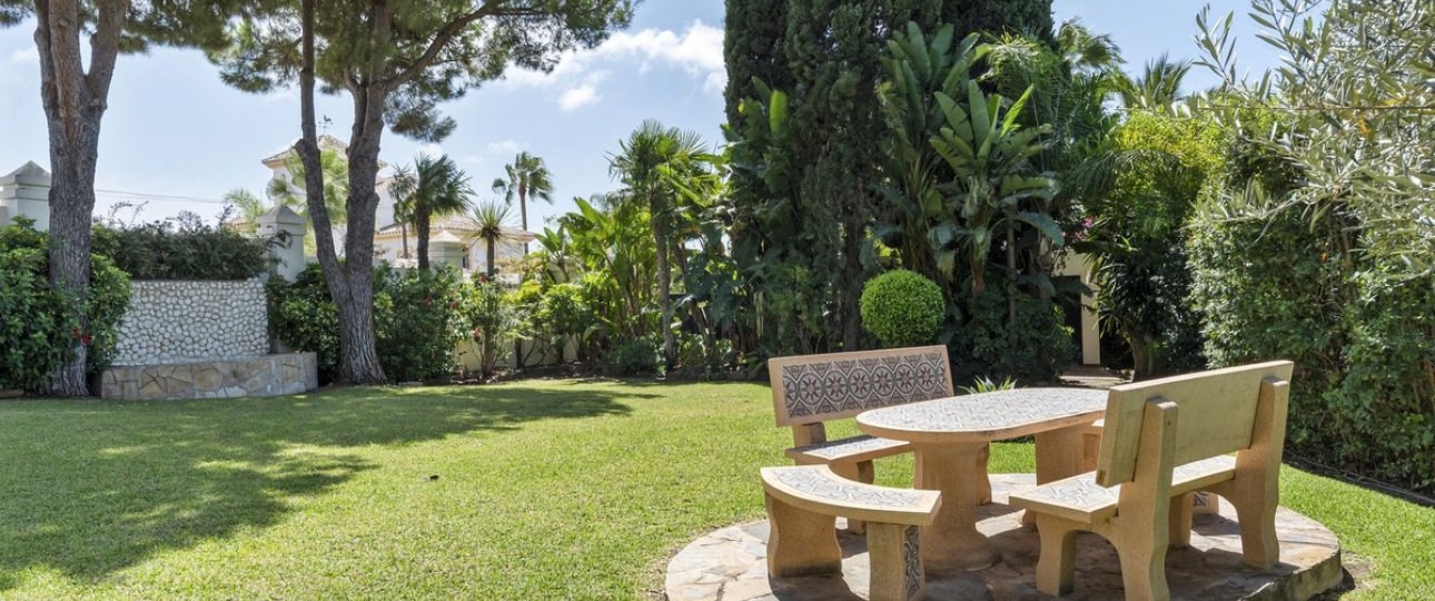 Resale - Villa - Marbella - El Rosario