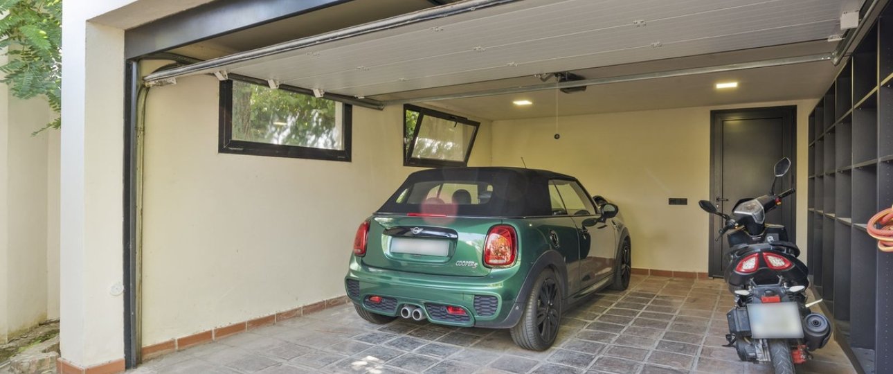 Resale - Villa - Marbella - El Rosario
