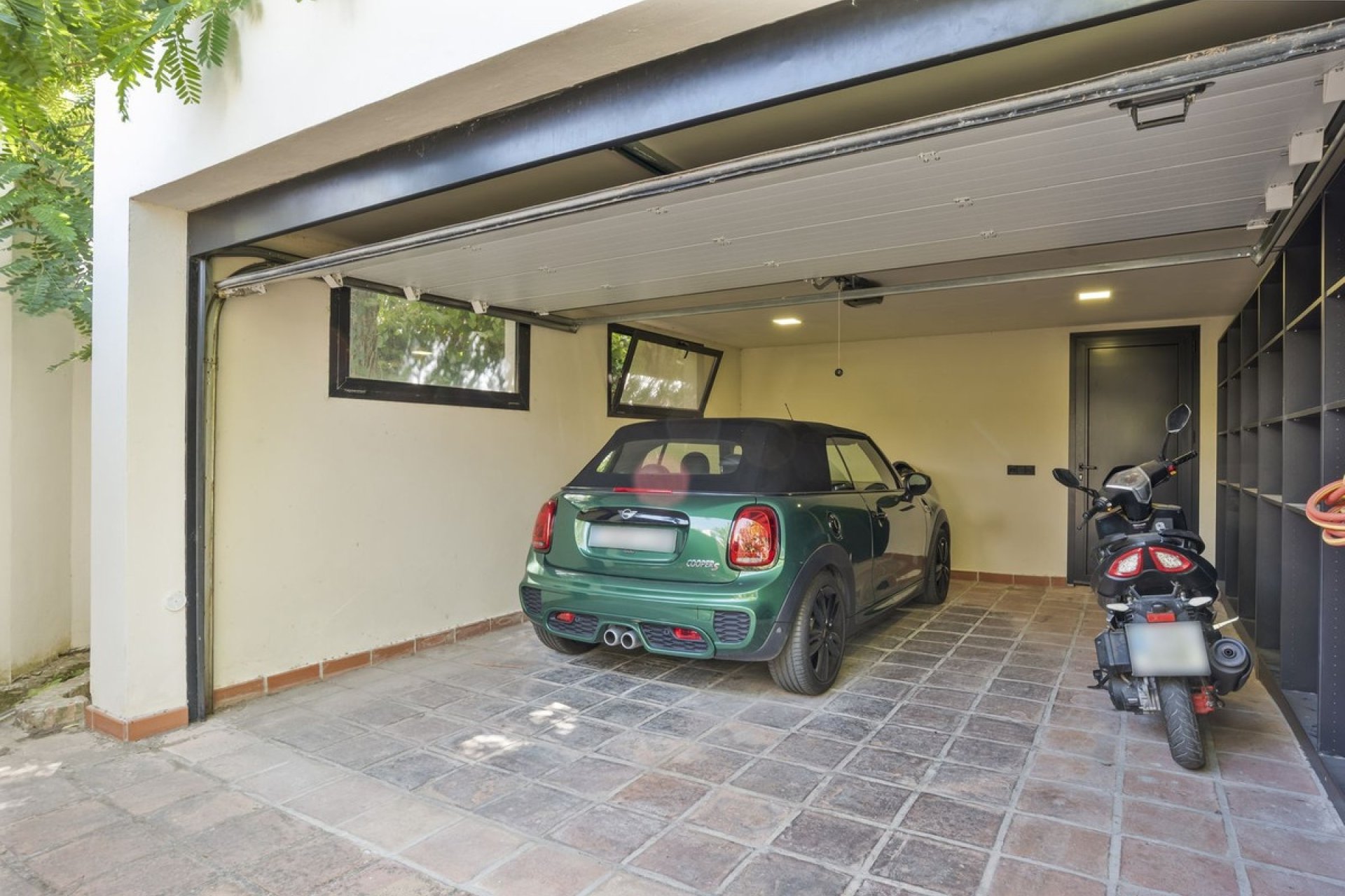 Resale - Villa - Marbella - El Rosario