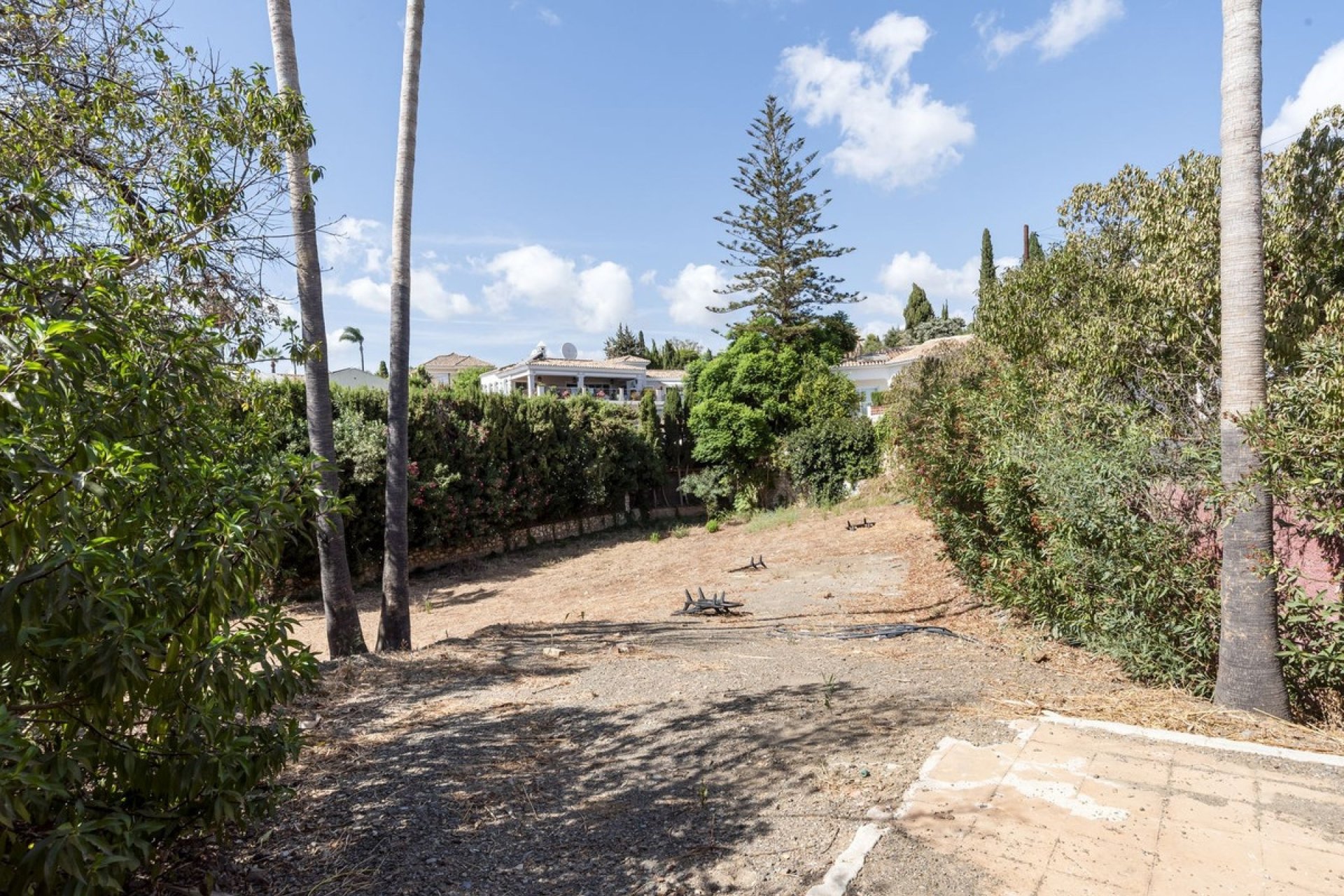 Resale - Villa - Marbella - El Rosario