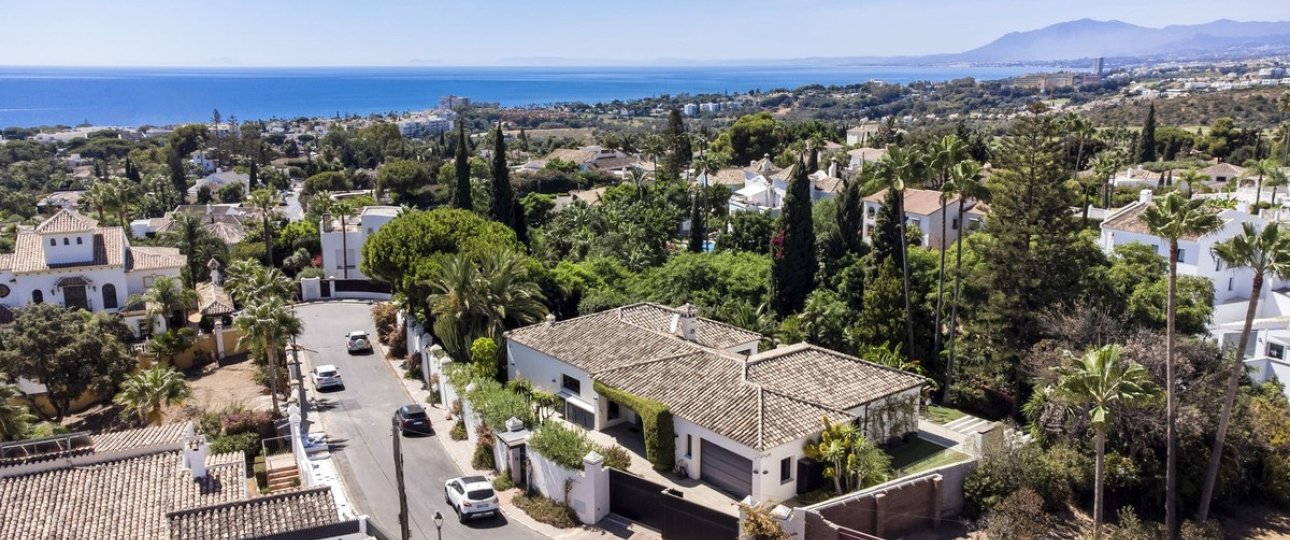 Resale - Villa - Marbella - El Rosario