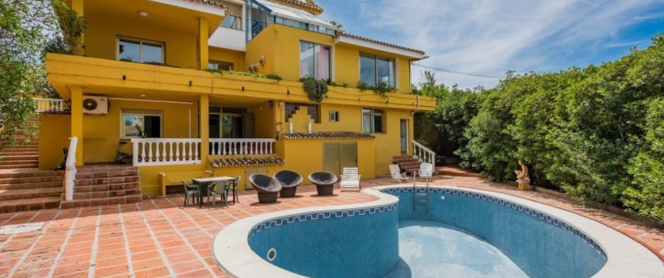 Resale - Villa - Marbella - El Rosario
