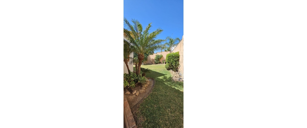 Resale - Villa - Marbella - El Rosario