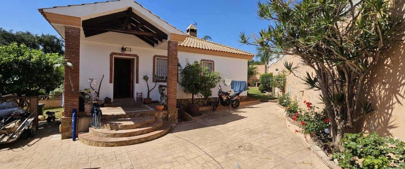 Resale - Villa - Marbella - El Rosario
