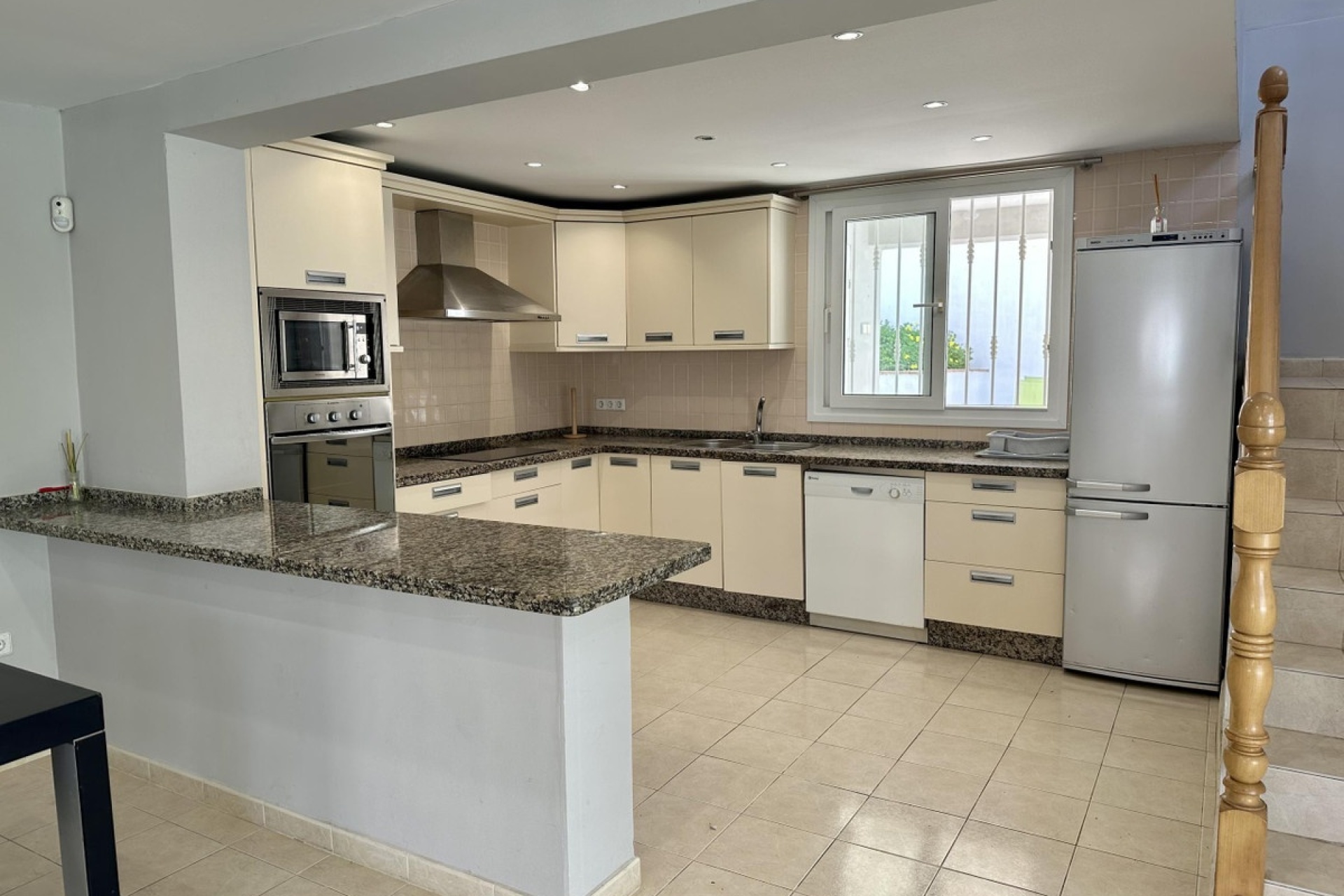 Resale - Villa - Marbella - El Rosario