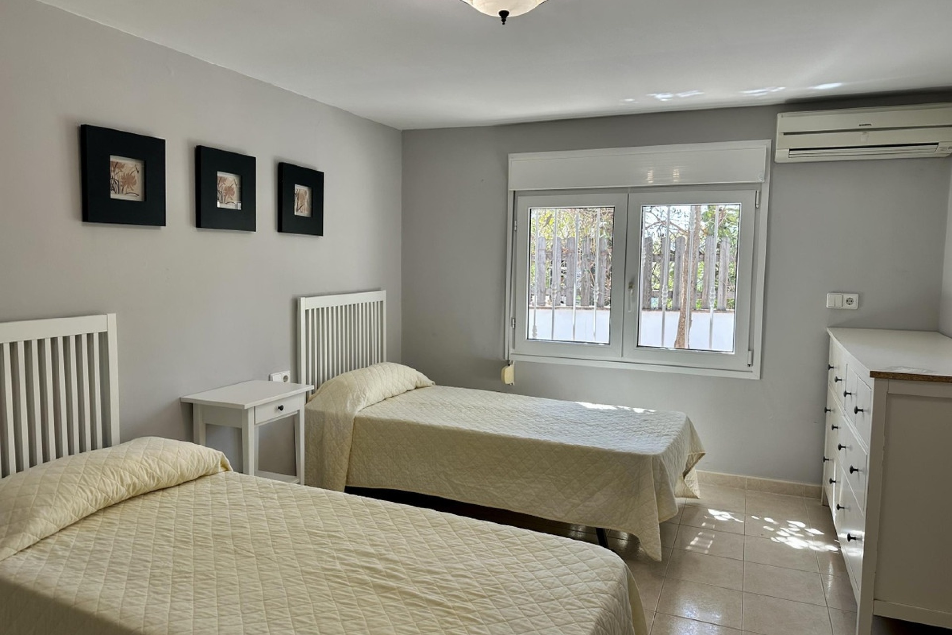 Resale - Villa - Marbella - El Rosario