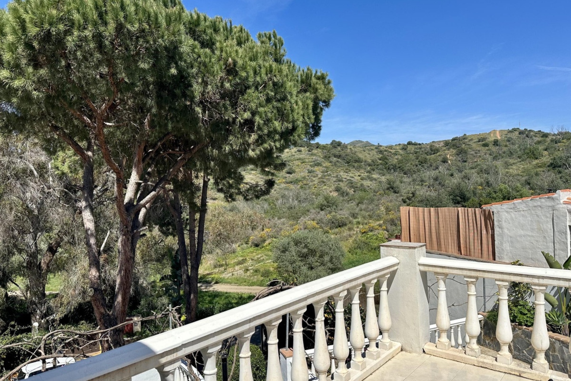Resale - Villa - Marbella - El Rosario