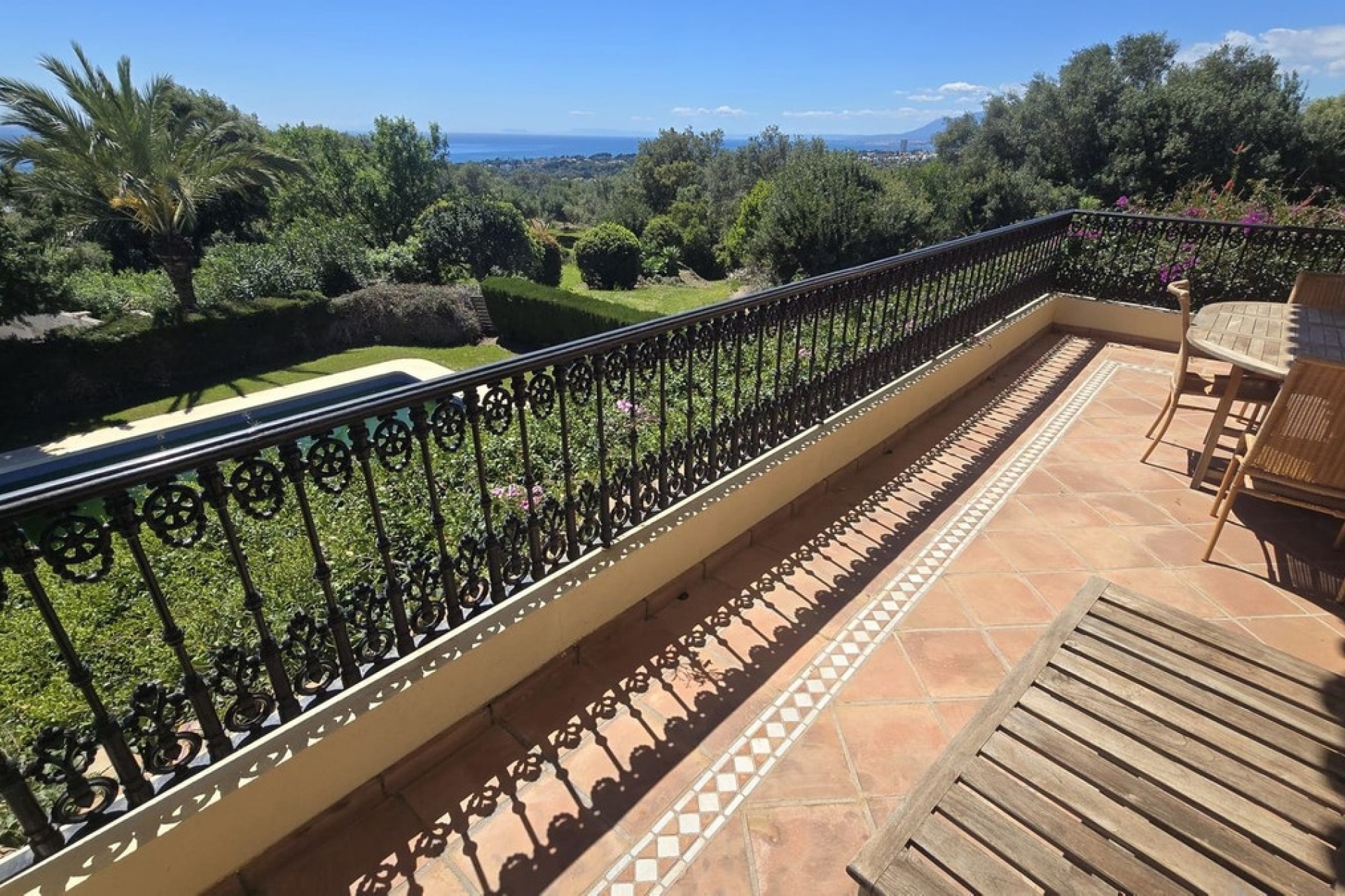 Resale - Villa - Marbella - El Rosario