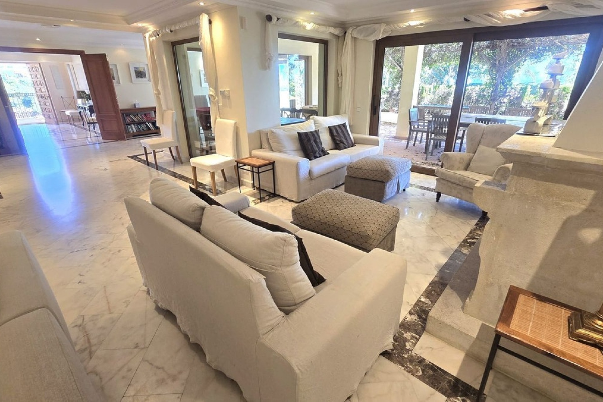 Resale - Villa - Marbella - El Rosario