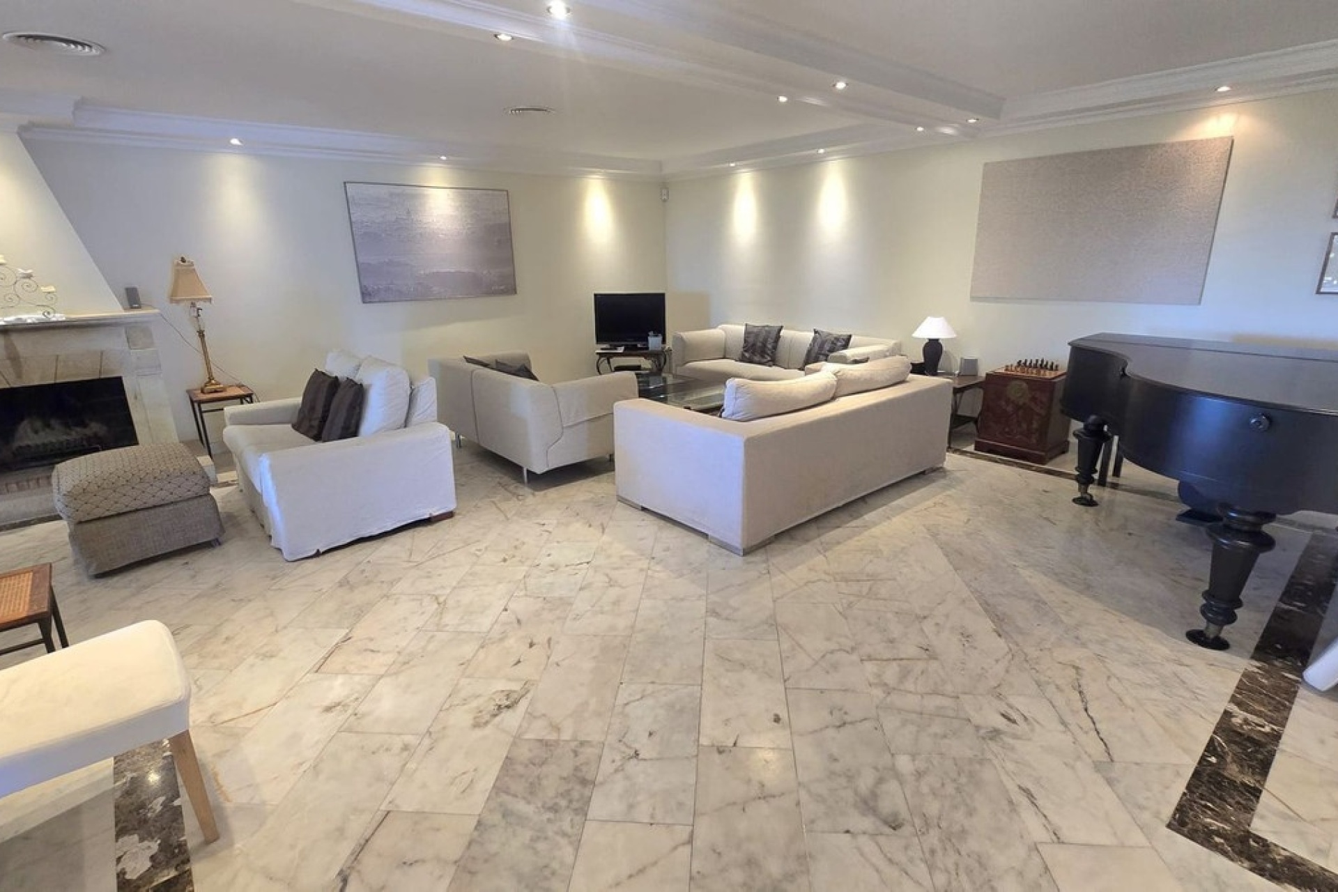Resale - Villa - Marbella - El Rosario