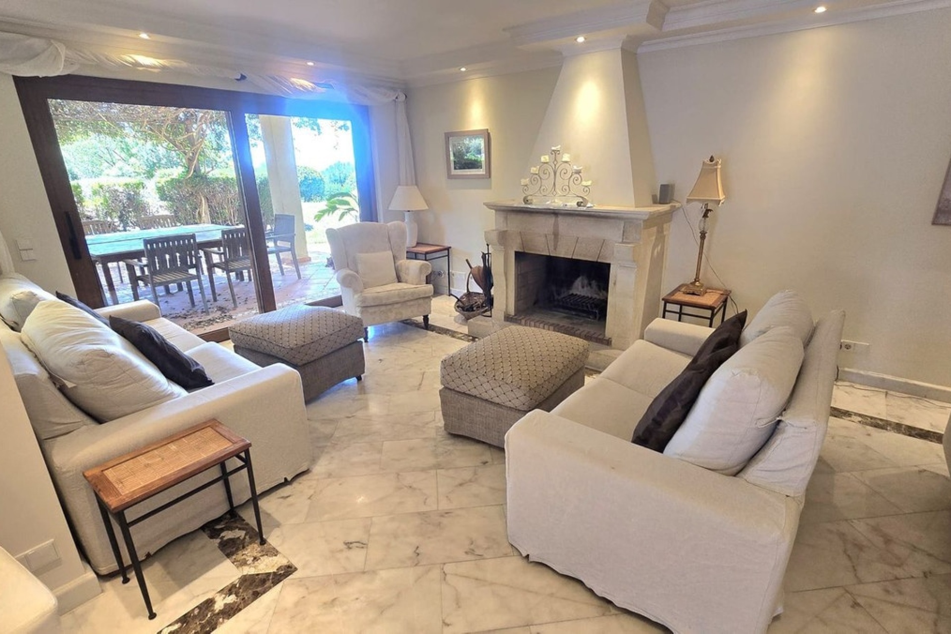 Resale - Villa - Marbella - El Rosario