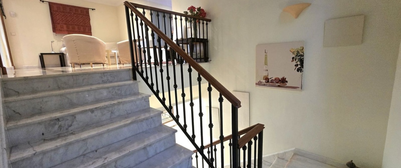 Resale - Villa - Marbella - El Rosario