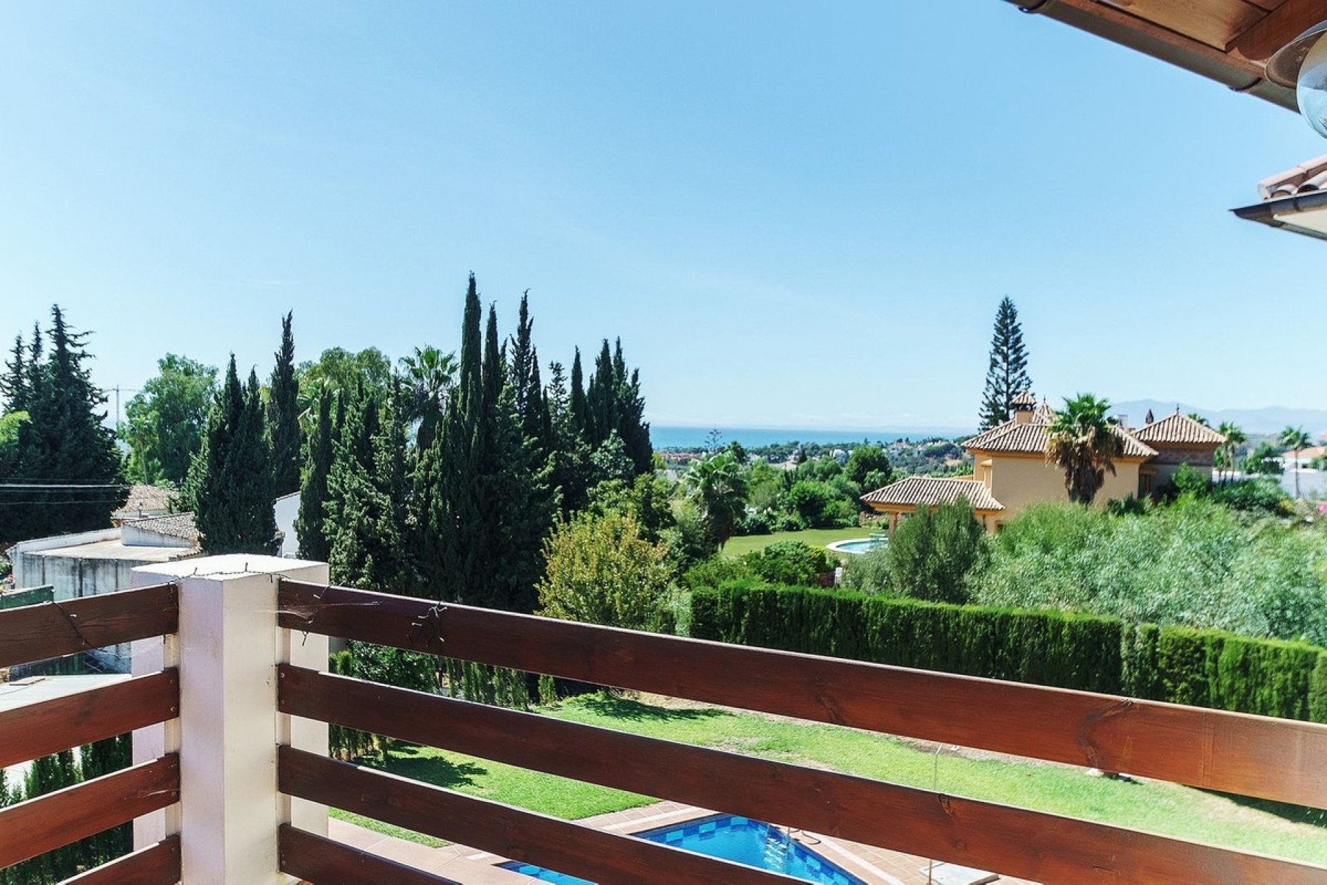 Resale - Villa - Marbella - El Rosario