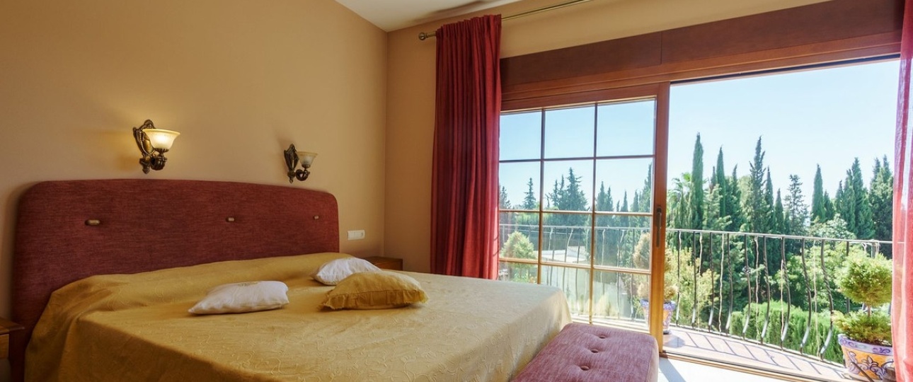 Resale - Villa - Marbella - El Rosario
