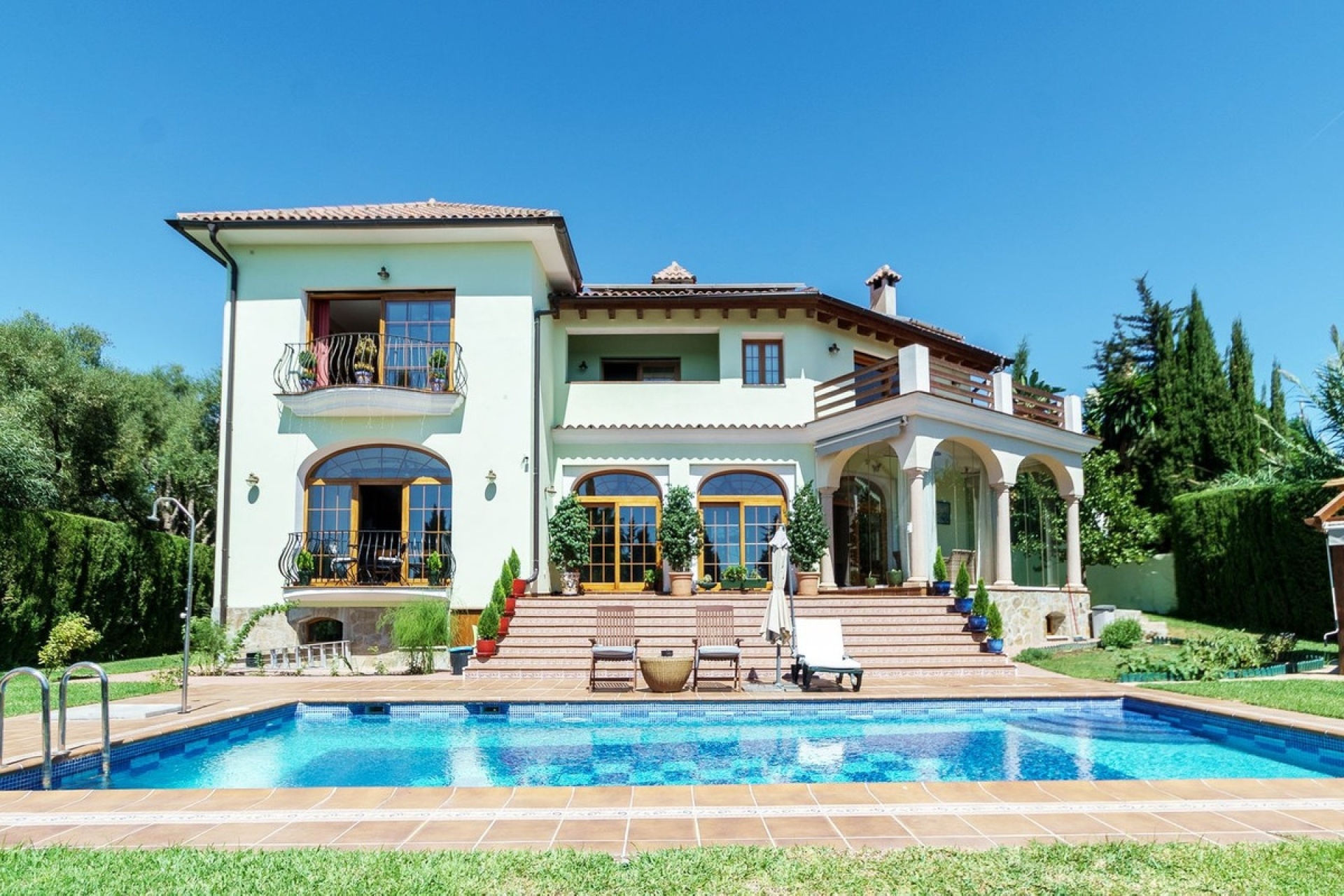 Resale - Villa - Marbella - El Rosario