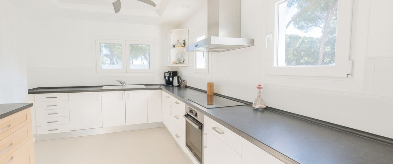 Resale - Villa - Marbella - El Rosario