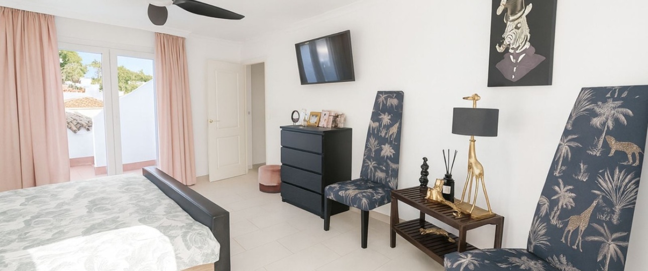 Resale - Villa - Marbella - El Rosario