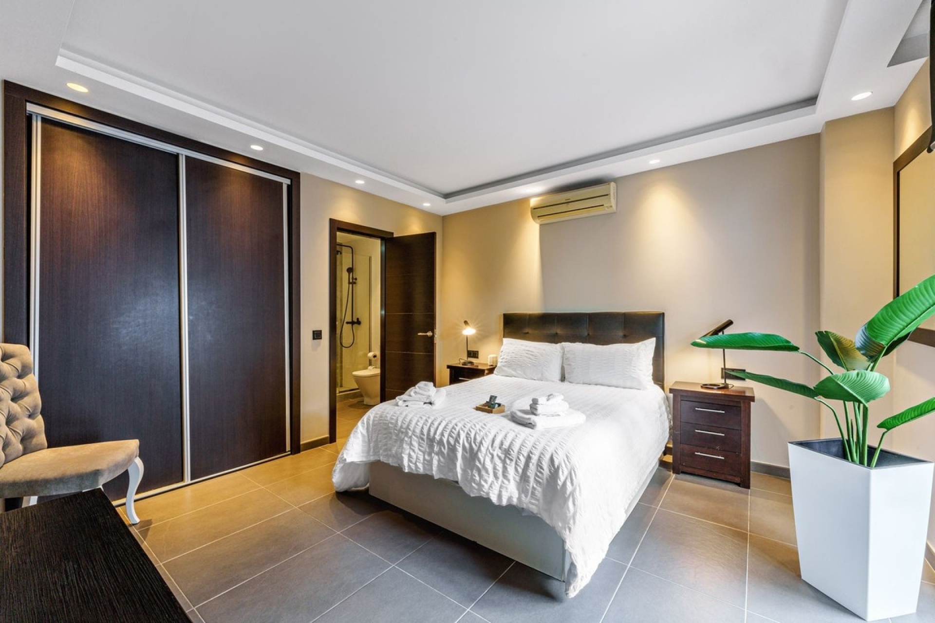Resale - Villa - Marbella - El Rosario