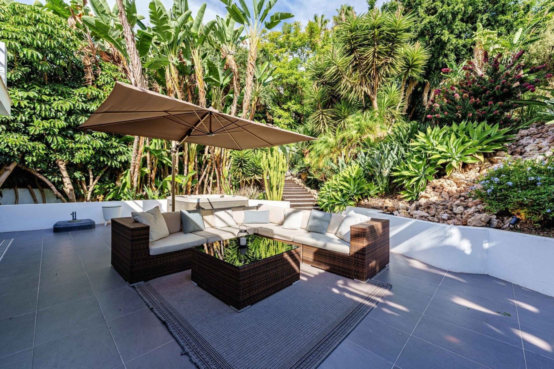 Resale - Villa - Marbella - El Rosario