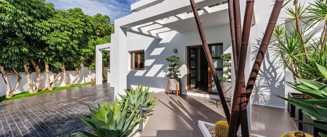 Resale - Villa - Marbella - El Rosario
