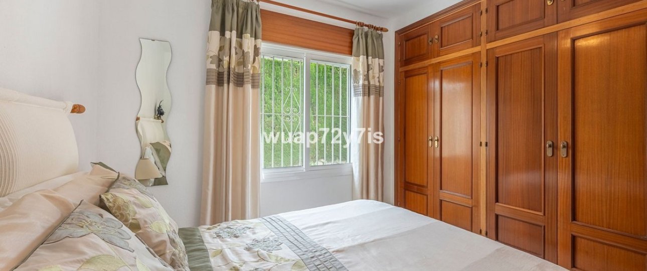 Resale - Villa - Marbella - El Rosario