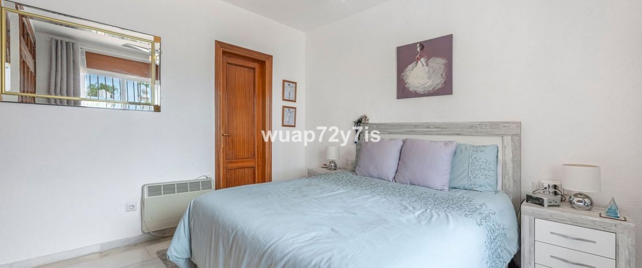 Resale - Villa - Marbella - El Rosario