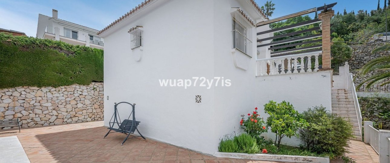 Resale - Villa - Marbella - El Rosario