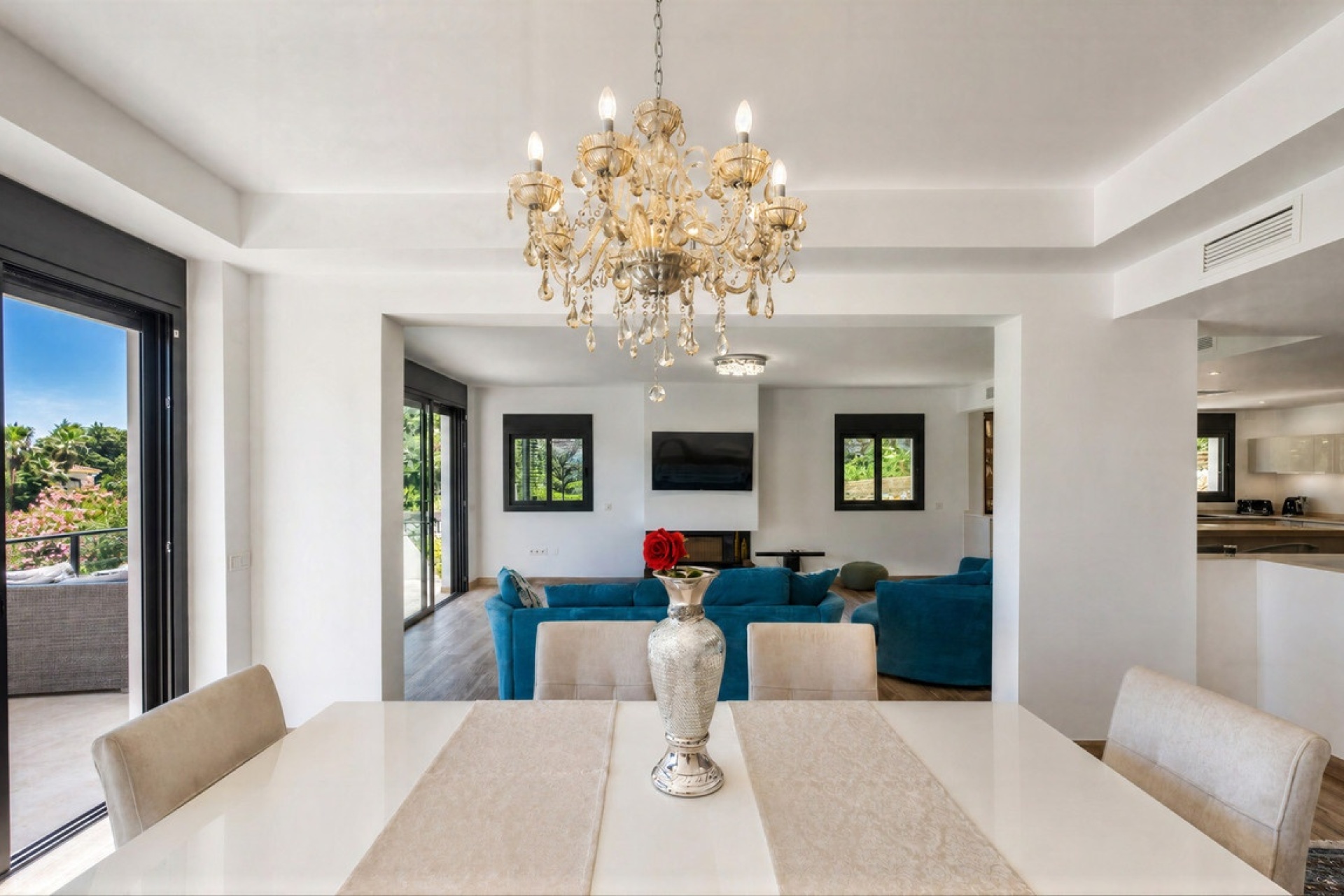Resale - Villa - Marbella - El Rosario