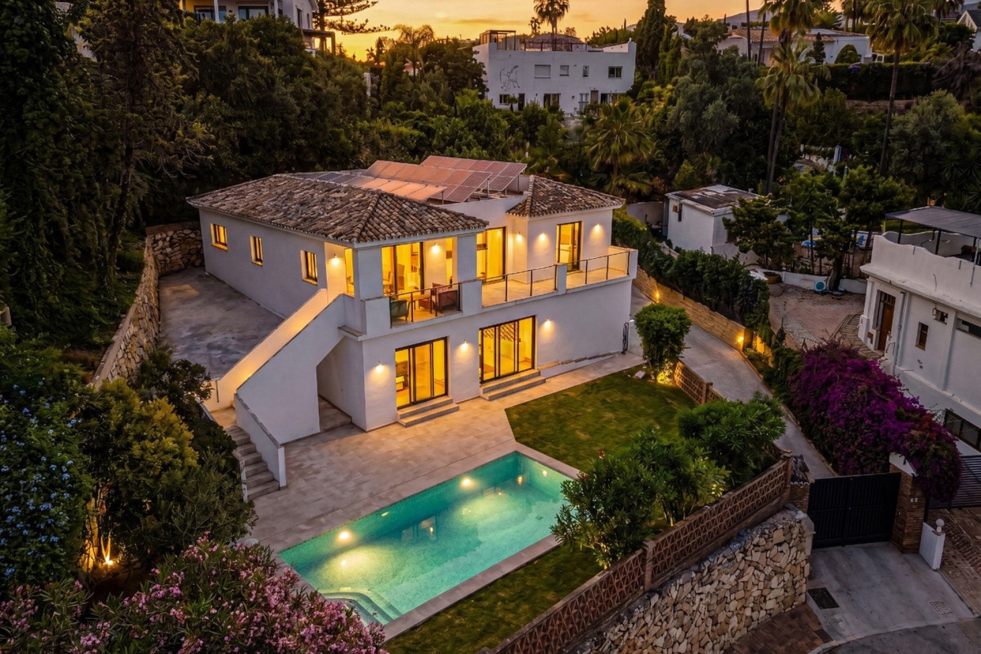 Resale - Villa - Marbella - El Rosario