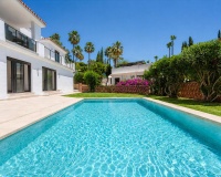 Resale - Villa - Marbella - El Rosario
