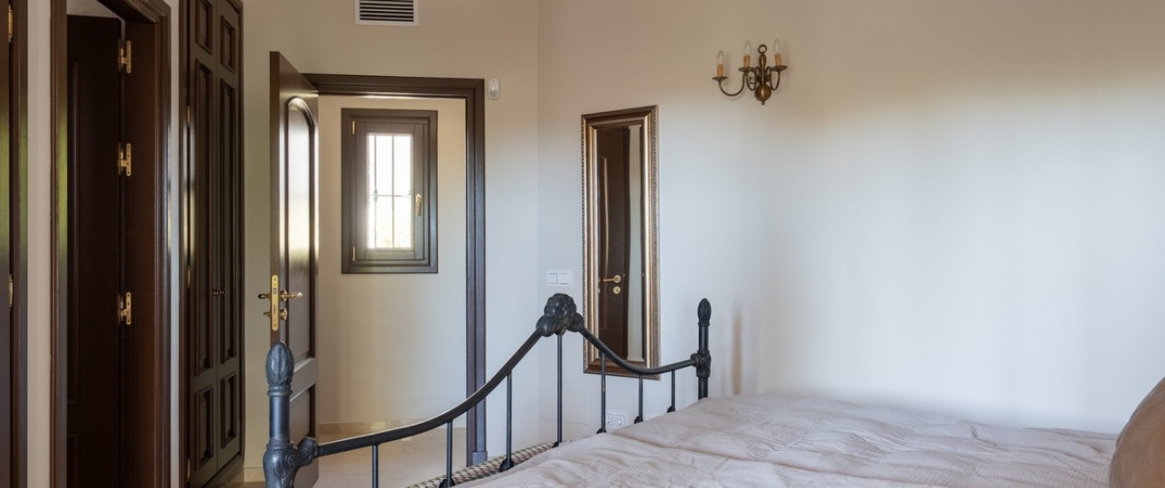 Resale - Villa - Marbella - El Rosario
