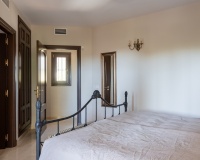 Resale - Villa - Marbella - El Rosario