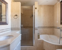 Resale - Villa - Marbella - El Rosario