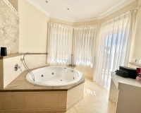 Resale - Villa - Marbella - El Rosario
