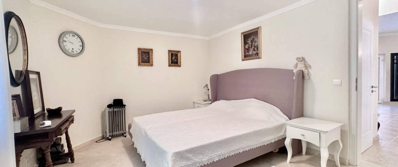 Resale - Villa - Marbella - El Rosario