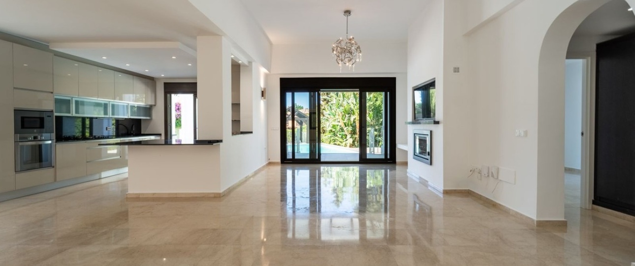 Resale - Villa - Marbella - El Rosario