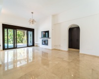 Resale - Villa - Marbella - El Rosario