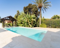 Resale - Villa - Marbella - El Rosario