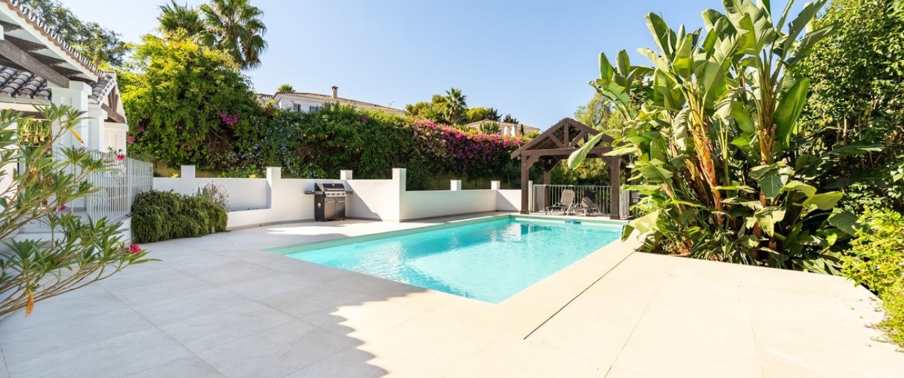 Resale - Villa - Marbella - El Rosario
