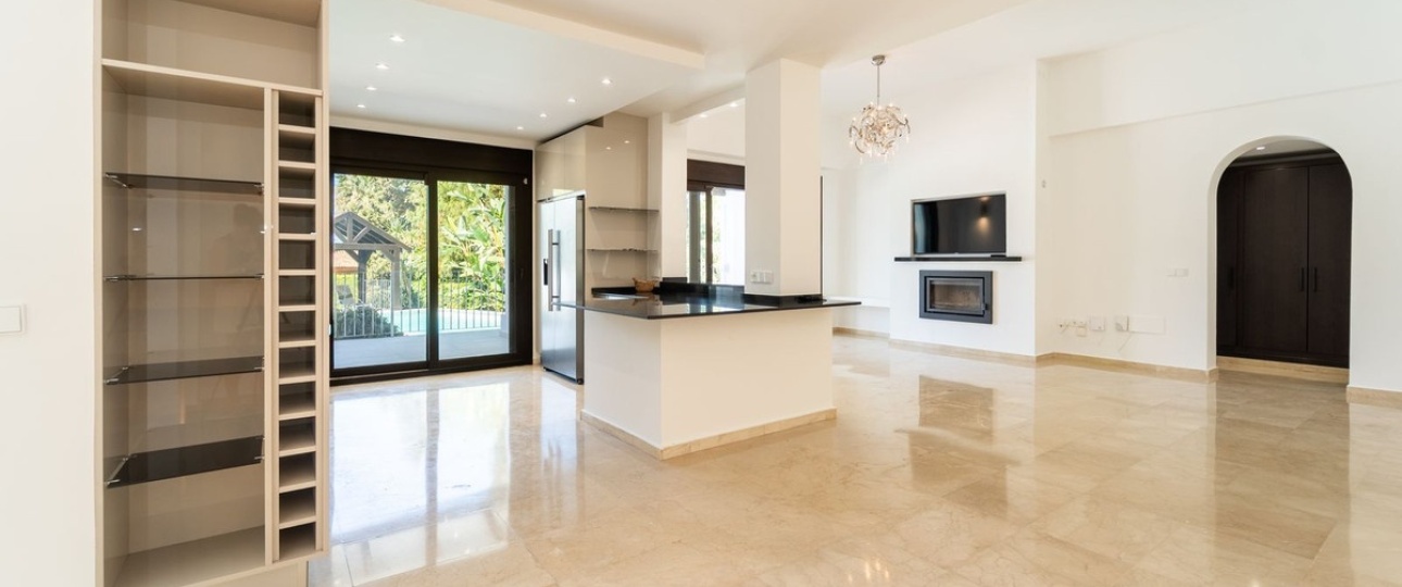 Resale - Villa - Marbella - El Rosario