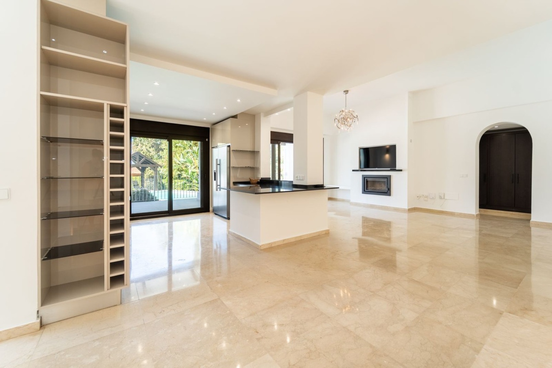 Resale - Villa - Marbella - El Rosario