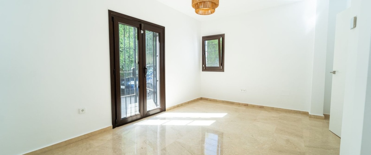 Resale - Villa - Marbella - El Rosario